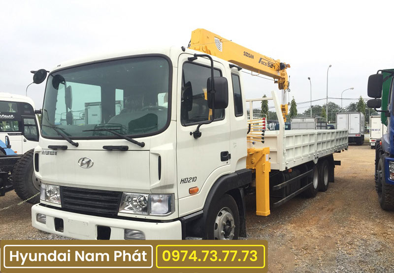 Xe Tải Hyundai HD210 3 Chân Rút Gắn Cẩu Soosan 5 Tấn SCS 524